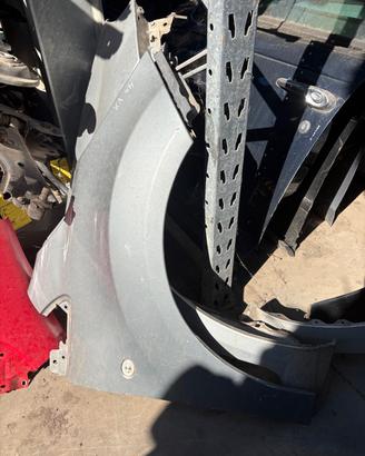 PARAFANGO DESTRO FORD KA ANNO:2011