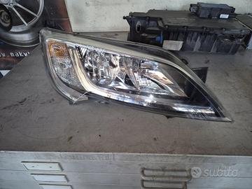 Faro - Fanale Destro Per Fiat Ducato 2019