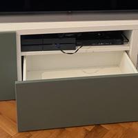 Mobile tv BESTA IKEA