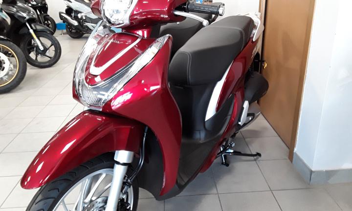 Honda SH 125 Mode + Parabrezza IN