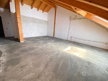 Mansarda di NUOVA Costr. Zona C.so Campano MAF627