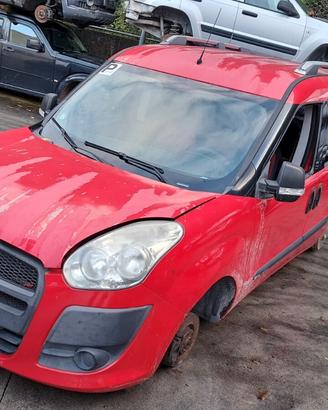 FIAT DOBLO' 2010 SOLO PER RICAMBI