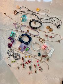 Collane, bracciali e orecchini per bambine/ragazze
