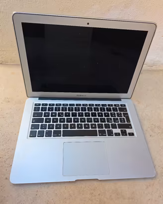 Portatile Apple MacBook Air da 13 pollici