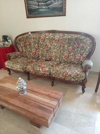 Divano e poltroncine vintage