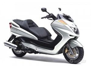 YAMAHA Majesty 250 YP my00