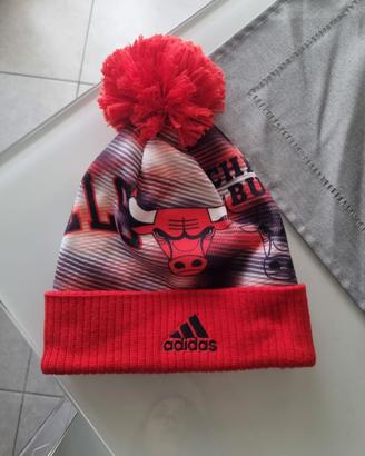 Berretto con pon pon adidas nba  Chicago Bulls Spo