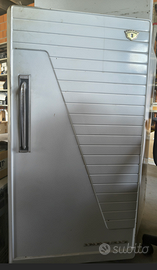 Frigorifero Indesit vintage anni ’50/’60 da restau