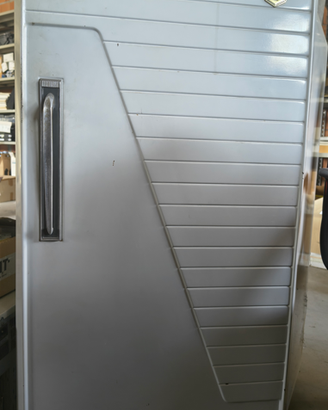 Frigorifero Indesit vintage anni ’50/’60 da restau