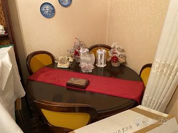 Tavolo classico tondo in legno perfetto stato