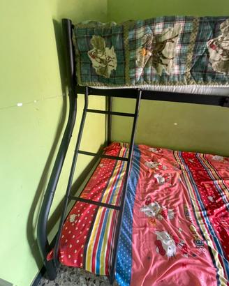 Letto a castello 3 posti in metallo nero+2materasi