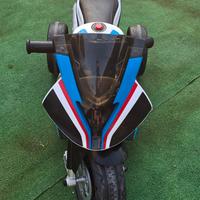 Moto BMW 12 v  per bimbi
