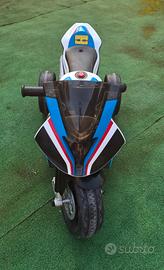 Moto BMW 12 v  per bimbi