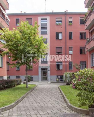 TRILOCALE CON BALCONE