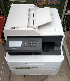 Stampante multifunzione laser a colori
