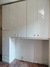 armadio a ponte e letto singolo