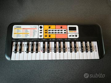 pianola Yamaha 