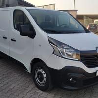 RENAULT TRAFIC 3 posti ALLESTITO INTERNAMENTE