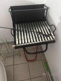 Barbecue salvaspazio come nuovo