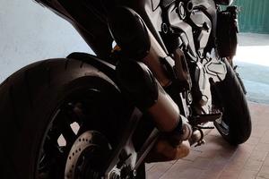 Ducati Monster 937 plus del 2022