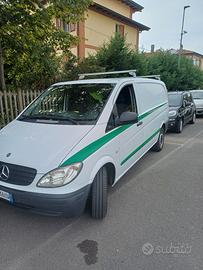 Mercedes  vito 2.2  2010