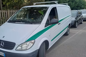 Mercedes  vito 2.2  2010