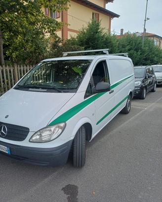 Mercedes  vito 2.2  2010