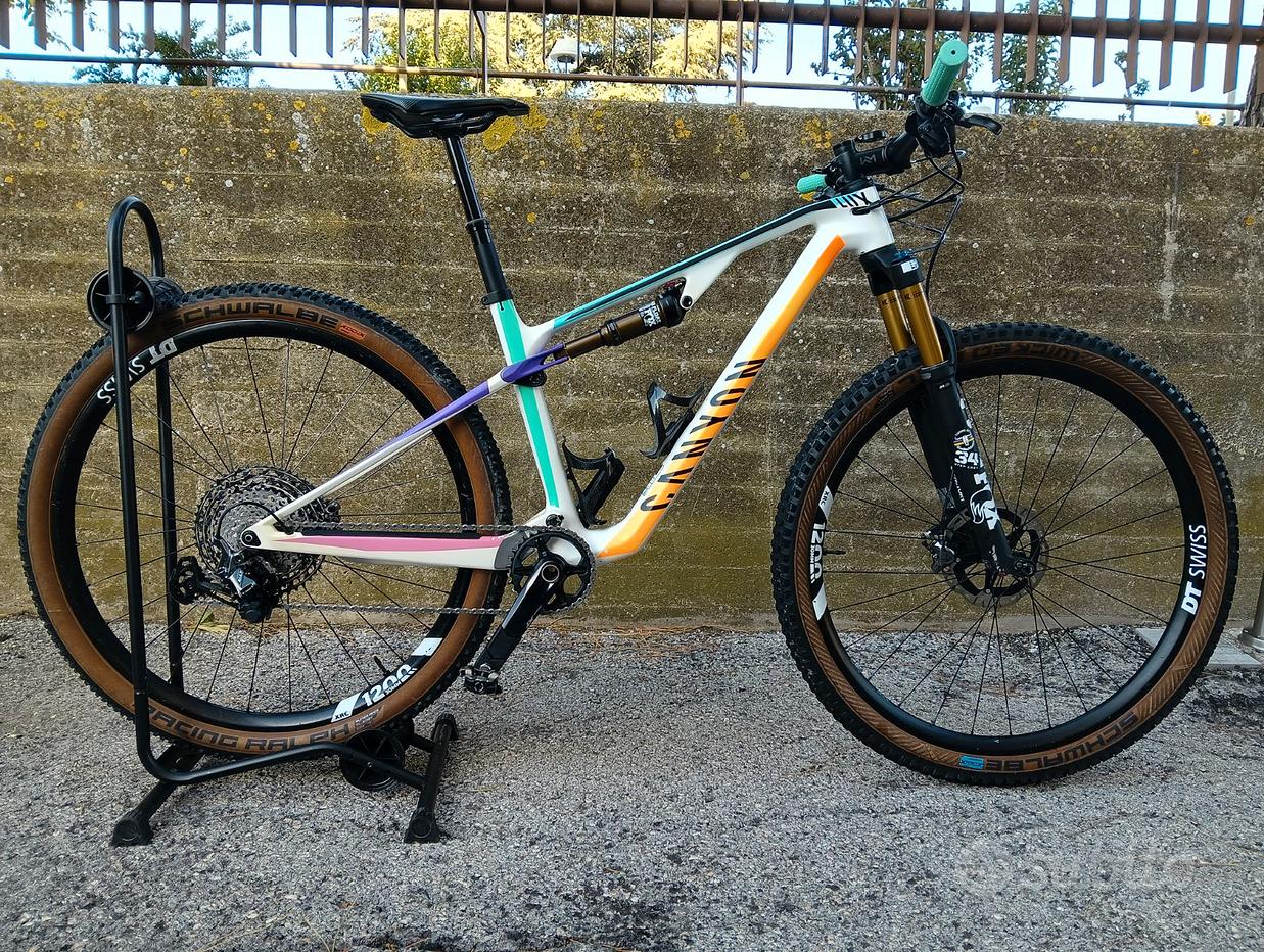 Canyon commuter Fantastiche offerte di Biciclette