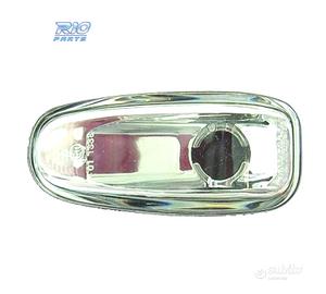LUCI DI RETROMARCIA LATERALI PER MERCEDES W202 W20