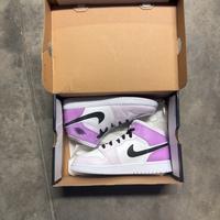 Air jordan 1 mid grape