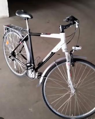 City bike 28 Come Nuova Peugeot Trekking 