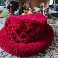 Cappello rosso