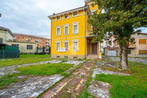 VILLA SINGOLA A NOVELLARA