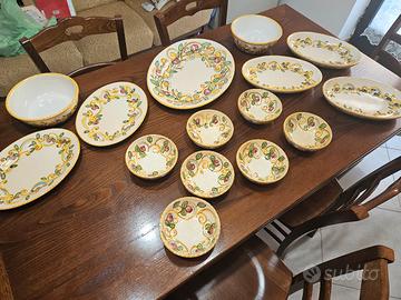 completo dipinto a mano