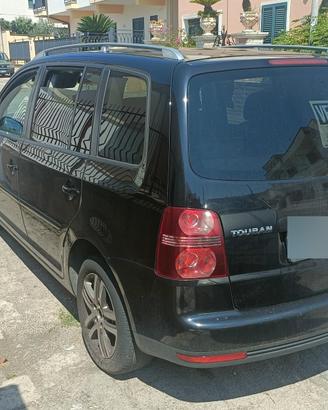 VW TOURAN 