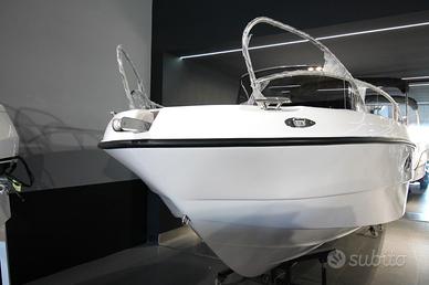 Gaia 22 WA + motore Tohatsu 140 hp