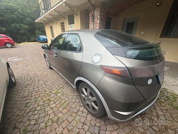 Honda civic 1.8 2007 gpl