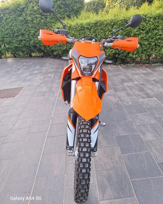 ktm 690 r 2023