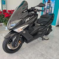 YAMAHA T-MAX 500