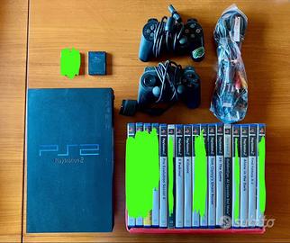 PlayStation 2 con 8 videogiochi e 2 joystick