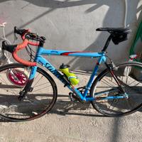 Bicicletta da corsa wilier carbonio alluminiò