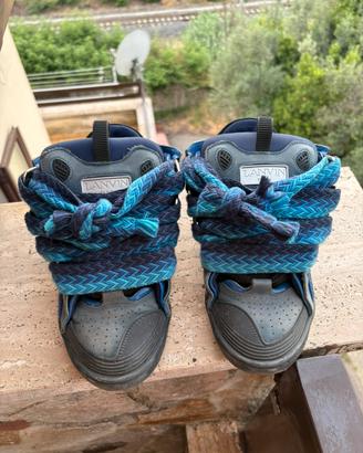 lanvin 42 blu e nera