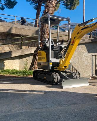 Mini Escavatore cingolato Wacker Neuson EZ17