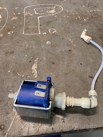 Pampa acqua per macchina caffe