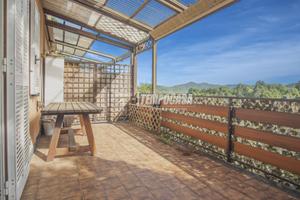 3 LOCALI CON TERRAZZA E POSTO AUTO