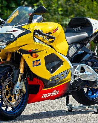 Aprilia rsv mille R troy corser yellow