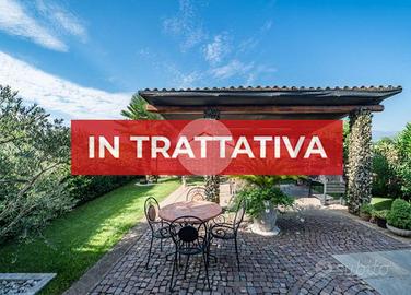 PORZIONE DI TRIFAMILIARE A VOLVERA