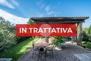 PORZIONE DI TRIFAMILIARE A VOLVERA