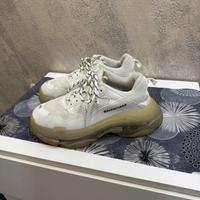 Balenciaga Triple S numero 41 unisex