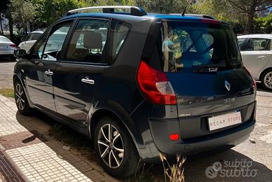 Renaut megane scenic 2009